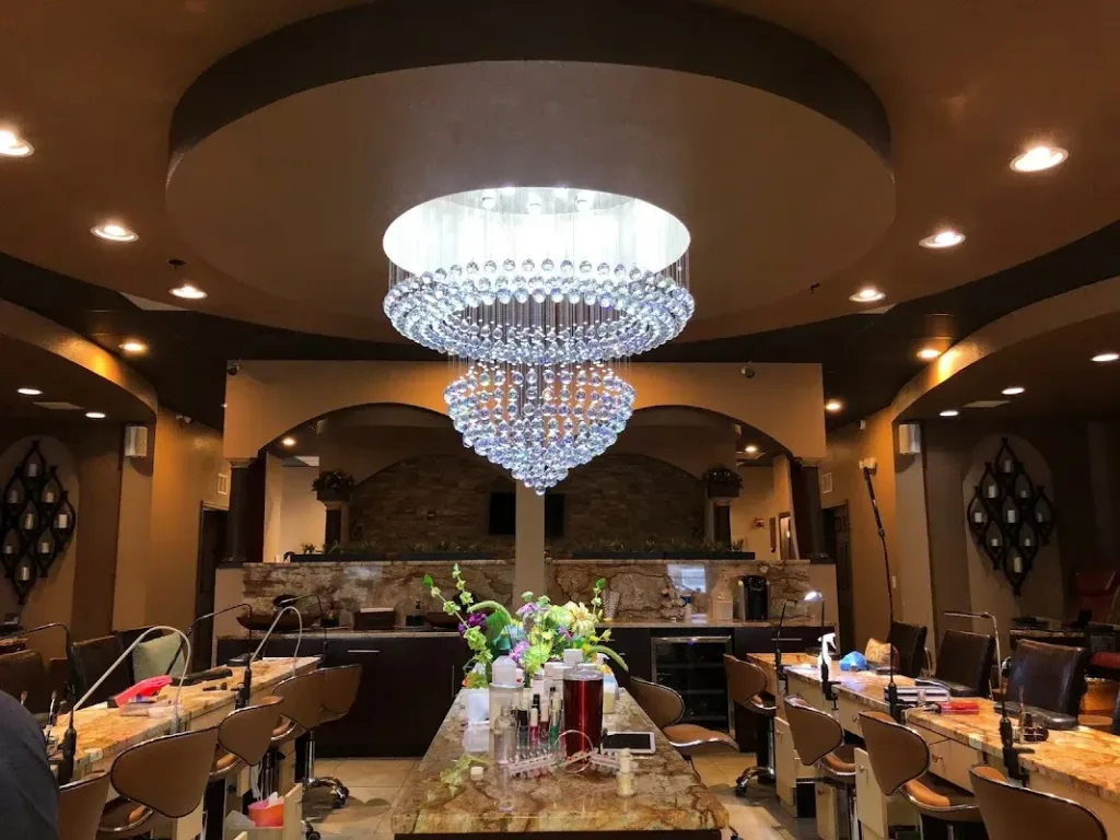 Oasis Nail Salon Lash Winter Haven FL — Nail salon in Winter Haven